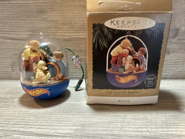 Hallmark Keepsake Ornament My First HOT WHEELS  Light and Motion “Magic” 1995!!!