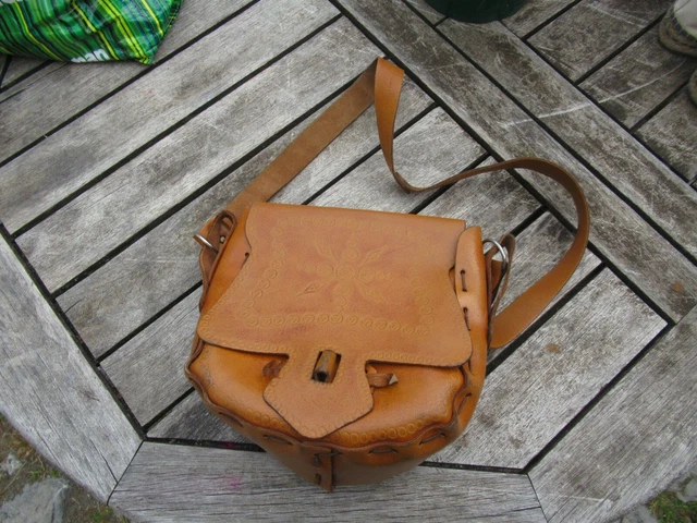 SAC PORTE EPAULE  ARTISANAT ? CUIR EPAISSEUR +++ LOOK HIPPIE VINTAGE MARRON tbe