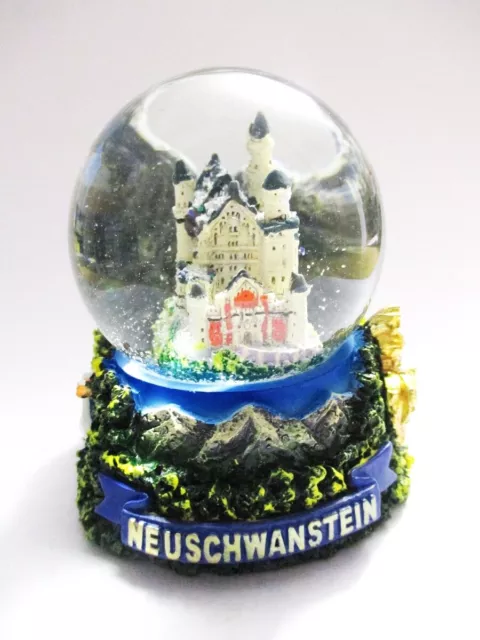 Schneekugel Neuschwanstein Eibsee Alpen Snowglobe Germany Souvenir !!