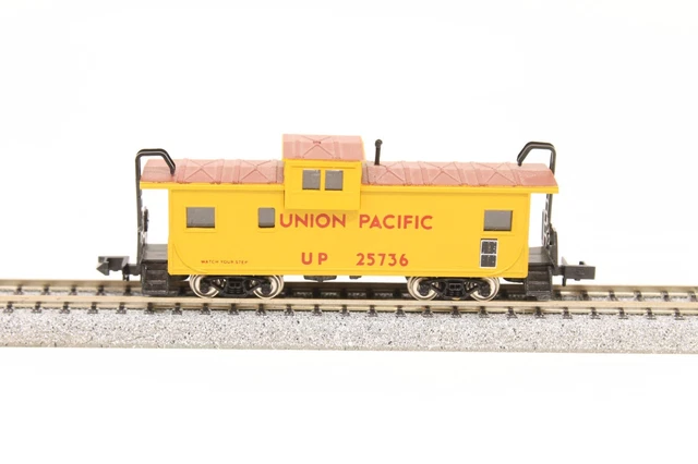 N Con-Cor Wide Vision Caboose Union Pacific Yellow UP 25736