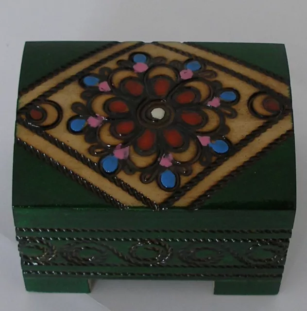 Lackkunst, Lackdose aus Holz! Schmuckdose.Handgemalt, handgemacht. GESCHENKIDEE!