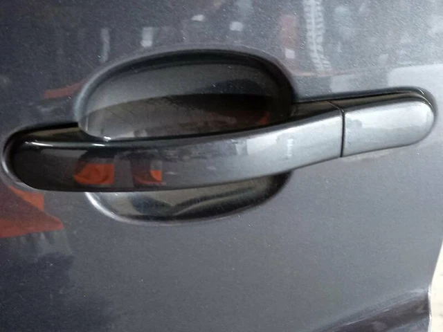 Poignée Extérieure Avant Gauche Pour Ford Fiesta (CCN) 1.5 Diesel 2012 - Pièce D'occasion, Réf. 1767138