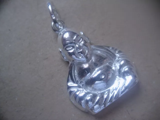 Buddha Kettenanhänger 925er Sterlingsilber, Silberanhänger Buddha Figur 28 mm