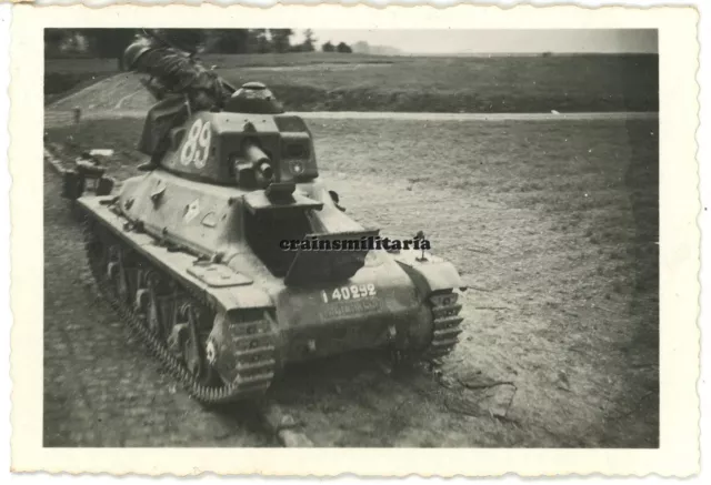 Orig. Foto franz. Beute Panzer Hotchkiss H-39 Tank Char in Frankreich 1940