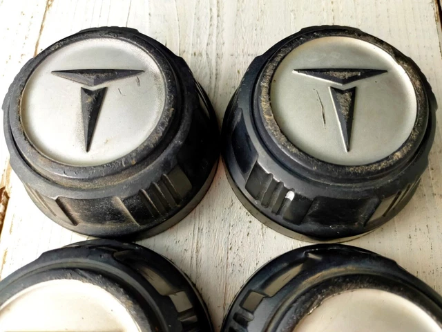 TOYOTA VINTAGE WHEEL Center Cap Ensemble de 4 Corolla Corona Celica ...