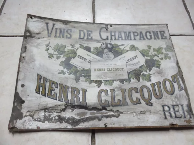 Affiche Publicitaire Cartonnée  Vins de Champagne  HENRI CLICQUOT