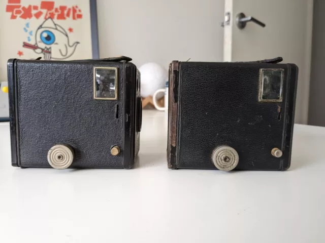 Two Vintage Collectable Kodak Six 20 Brownie C - Untested 2