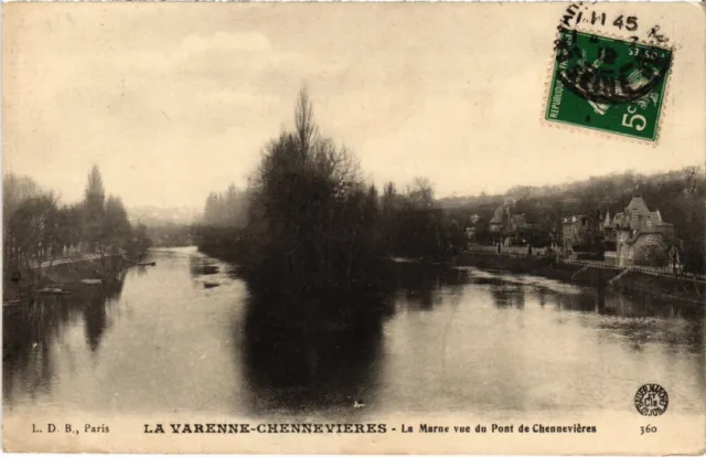 CPA La Varenne La Marne vue du Pont de Chennevieres (1347664)