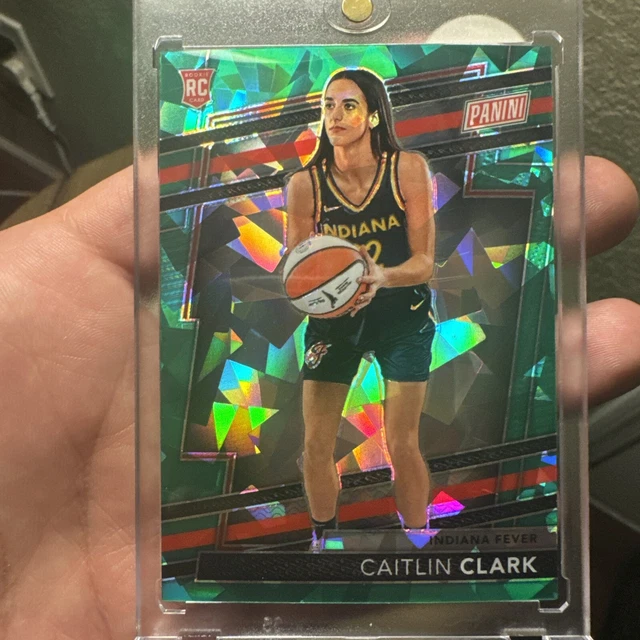 CAITLIN CLARK 2024 Panini National VIP Gold Pack GREEN CRACKED ICE 'd