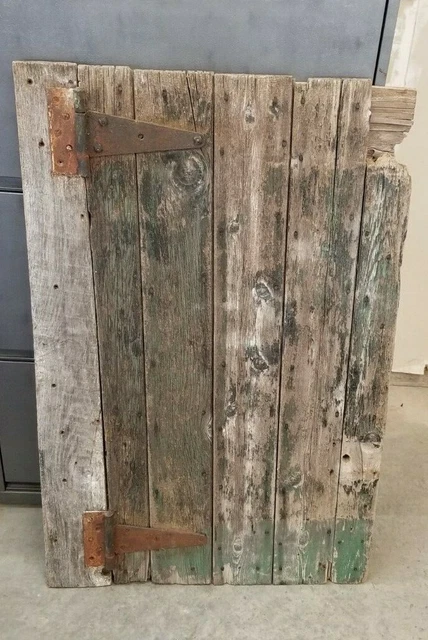 27" X 42" Vtg  Wood Wooden Green Barn Farm Rustic Primitive Batten Plank Door