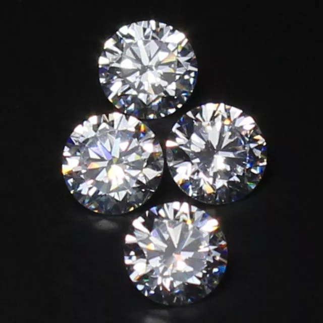 Lab-Created Fancy White Diamond DE Color VVS1 4.00 mm Round 4 Pcs Lot Round Cut