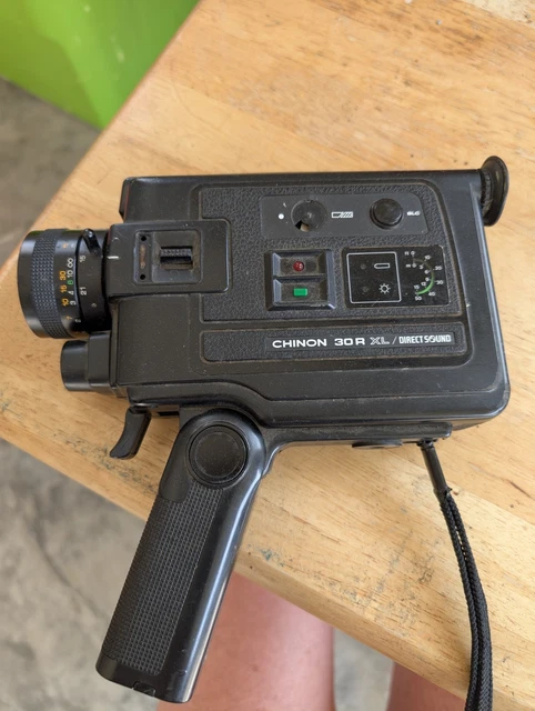 MINT Chinon 313P XL Super 8mm movie camera F:1.3 f=8.5-25.5mm