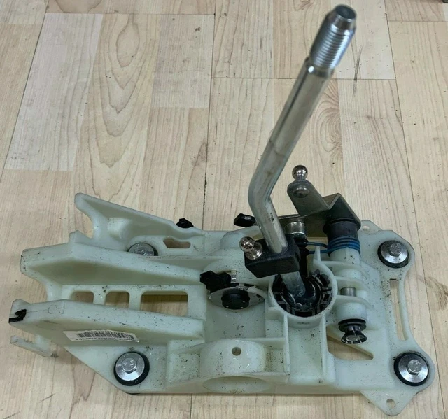 GENUINE FORD FOCUS Mk2 St225 Manual Gear Stick Lever Selector Assy