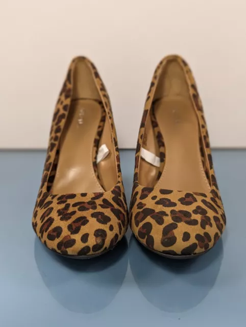 New Merona Womens 7.5 Brown Tan Leopard Print Block Heel Round Toe Pumps Shoes 3