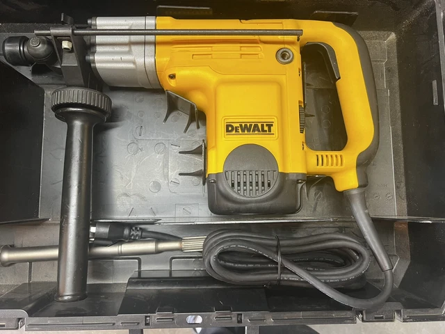 DeWalt D25550 1-9/16" Rotary Hammer Drill - Includes Hard Case New!