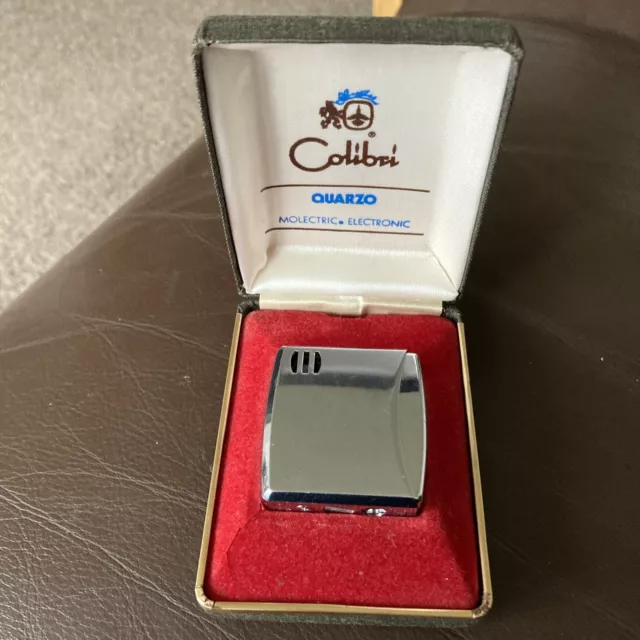 Vintage Colibri 81 Molectric  Silver Tone Quarzo Electronic Pocket Lighter Cased