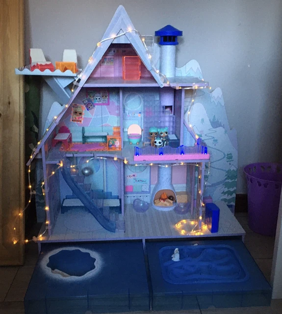 LOL SURPRISE WINTER DISCO CHALET DOLL HOUSE with furniture and lol dolls + dog