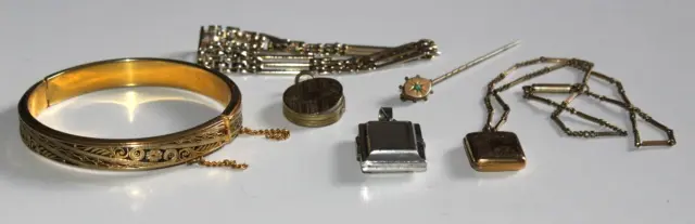 Job Lot Vintage / Antique Jewellery. Lockets, Bangle, Bracelet. Some Silver.