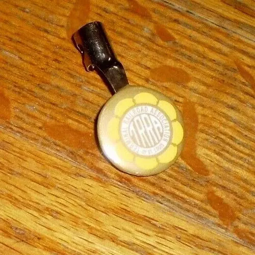 Rare TRRA Terminal Railroad Assoc St Louis Pencil Pocket Holder Clip