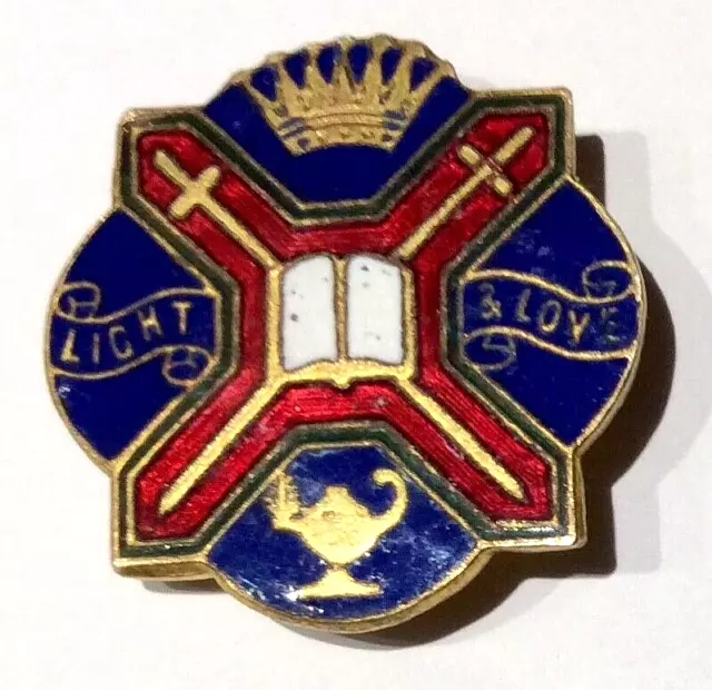 Old school? enamel badge - BRIDGLAND & KING maker - Light & Love motto