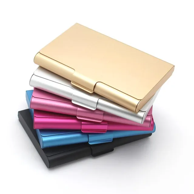 Keep Your Cards Safe and Protected with this Aluminum Alloy Card Holder Case