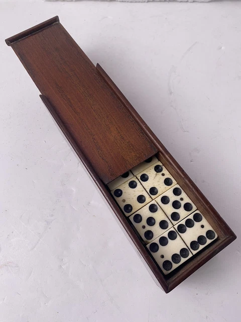 JEU ANCIEN – Ancienne boite de jeu de gros Dominos Os et Ebène Complet TBE EUR 25,00 - FR