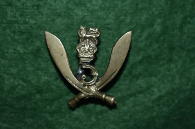 The 5th Royal Gurkha Rifles Beret badge c.1943-1947 (Repaired)