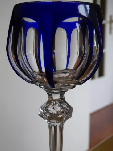 BACCARAT VERRE A VIN DU RHIN ROEMER CRISTAL COULEUR BLEU COBALT R.22 ht 19,5 cm 2