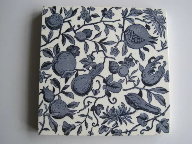 ANTIQUE 6" VICTORIAN MINTONS BLUE & WHITE EXOTIC FRUITS WALL TILE c1868-1900