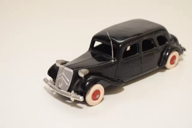 A72 1:43 Norev Citroen 15-Six Familiale Traction Avant Schwarz Neuwertig