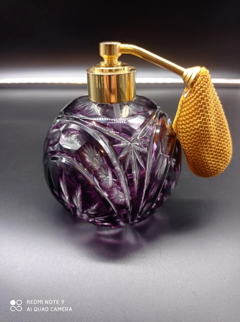 Ancien Vaporisateur Flacon Parfum en Cristal coloré Saint Louis , Baccarat ??