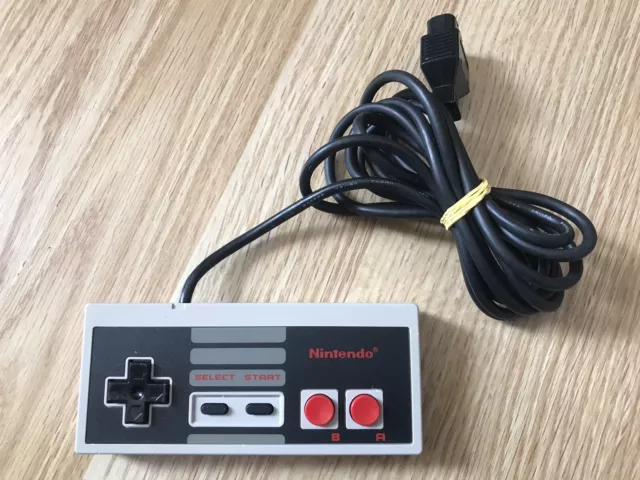 Manette De Jeu Originale & Officielle Pour Console Nintendo NES TBE