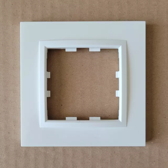 1 Plaque 1 poste Kallysta épure - coloris Blanc Névé - HAGER WKN801