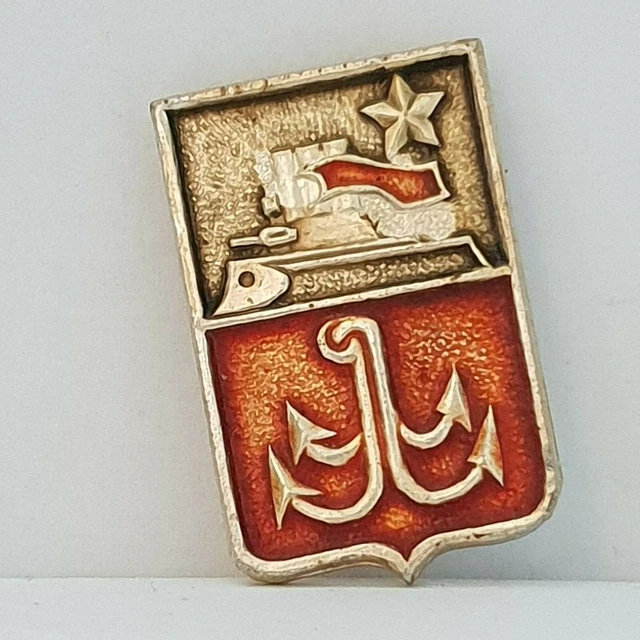 Russian USSR Soviet era Maritime design badge 29*19mm