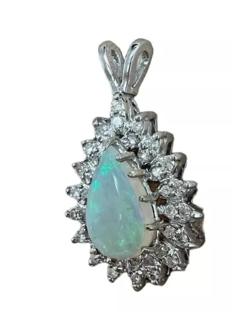 14kt White Gold 2.20ct Opal and 0.20ctw Diamond Pendant