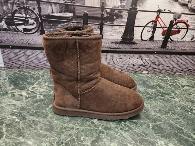 Ugg classic on sale short chocolate womens
