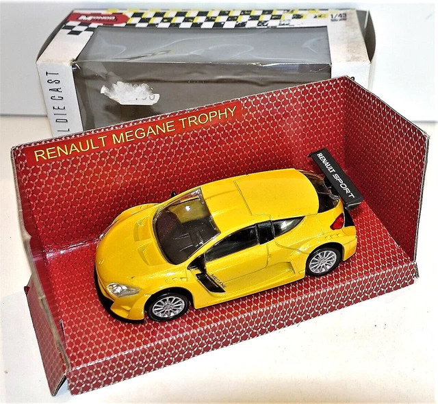 NOREV 1/43 - Renault Megane Coupé 2009 Grigia EUR 74,23 - IT NOREV 1/43 - Renault Megane Coupé 2009 Grigia EUR 74,23 - IT