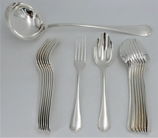 Christofle modèle Japonais 8 couverts de table + louche, 17 pièces métal argenté