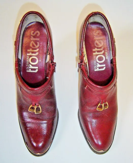Old Maine Trotters Burgundy Leather Horsebit High Heel Ankle Booties WMs 6AAA
