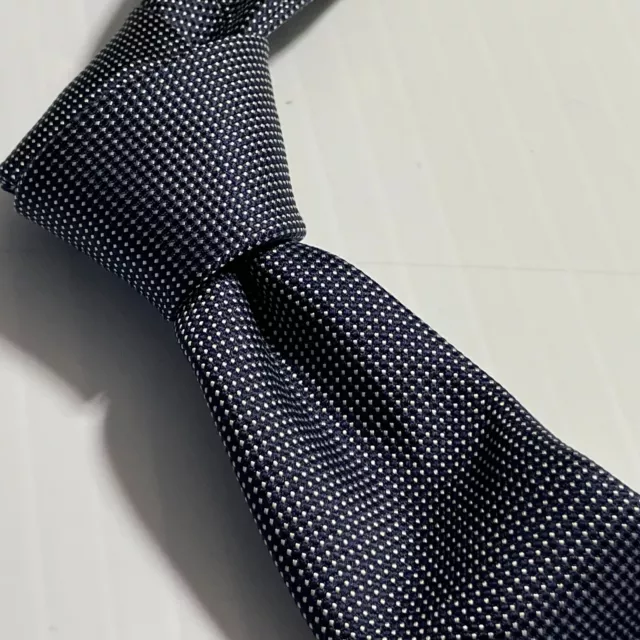 CHARLES TYRWHITT Neat Navy Blue Silver Pin Dot Silk Tie Narrow Slim 2.75" 2