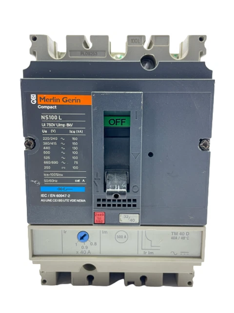 Interruttore Compatto Merlin Gerin 38813 - CE 104N 15A 3P 480VAC, Usato Ma Funzionante