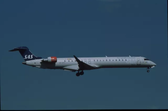 Aircraft Scandinavian Airlines (SAS) CRJ-900ER OY-KFL