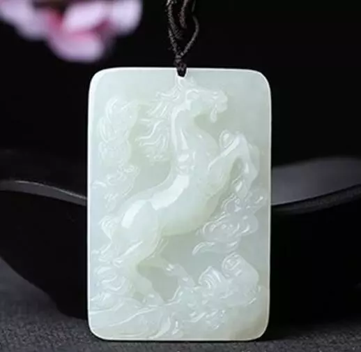 Natural jade white jade Pendant Amulet statue jewelry Horse 马到成功