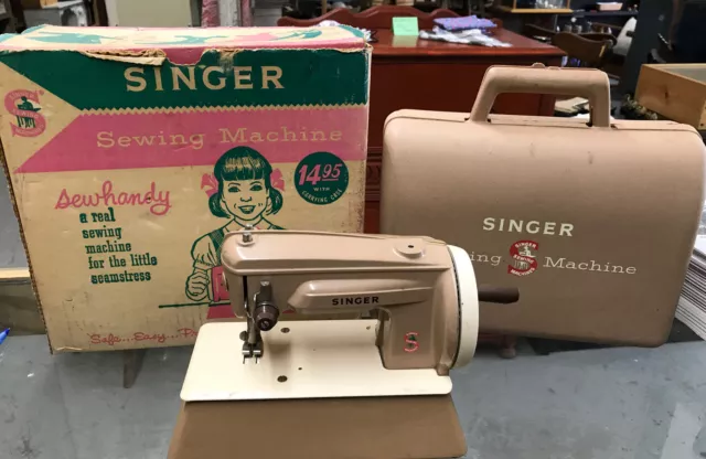 Vintage Sew Handy Singer Child’s Sewing Machine Box & Clamp Included For  Sale on Ruby Lane