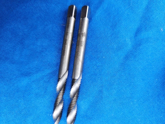Lot of 2ea. FASTCUT  #10-32 NF 2 spiral flutes/points Plug Taps - new
