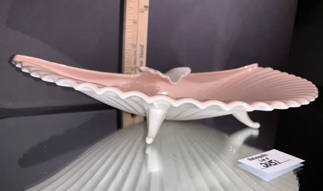 Vintage Lenox Ivory Pink Gold Scallop Shell Shaped Porcelain Footed Dish