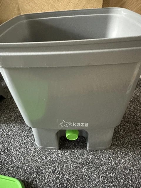 Bokashi Skaza Compost Doble Bin Gris Verde Aplicación 14.5 por 11.5 Pulgadas Nuevo