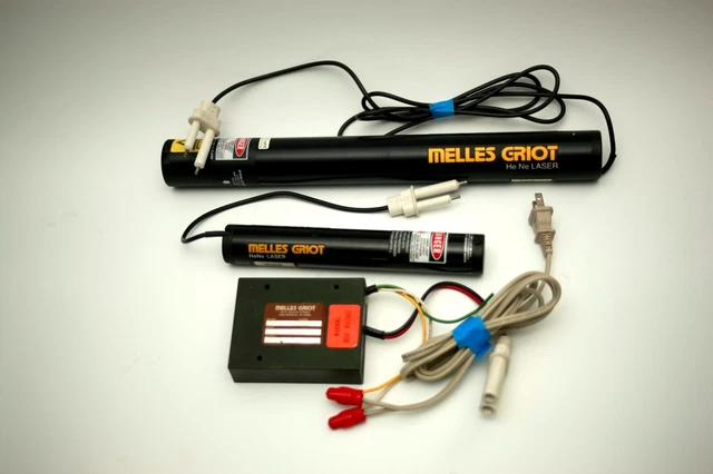 (2) Melles Griot He-Ne Lasers, 1-2 mW and 5 mW with Power Supply