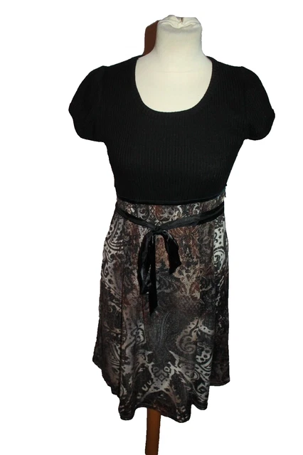 Robe Ville Lulu Love Taille M – Noir Et Blanc – Trois Trous, Doublée – Très Bon État Occasion