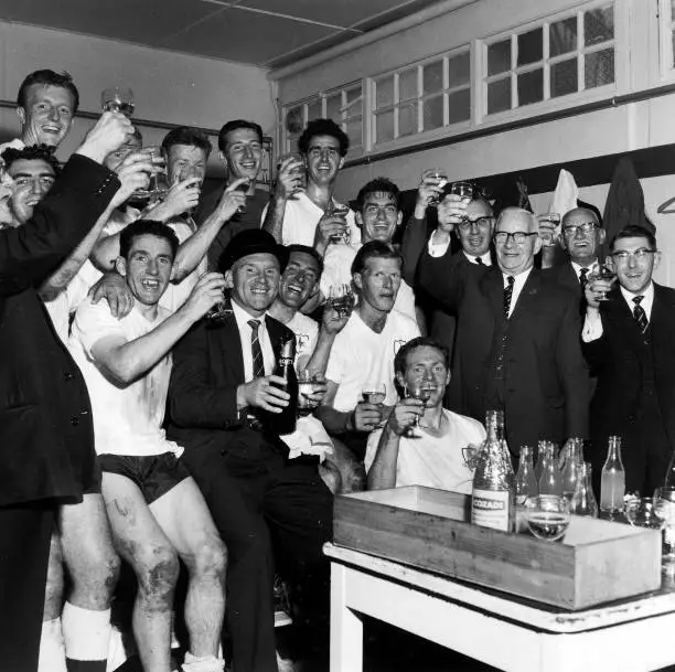 1961 WHITE HART Lane London Division One Tottenham Hotspur 2 v She- Old ...